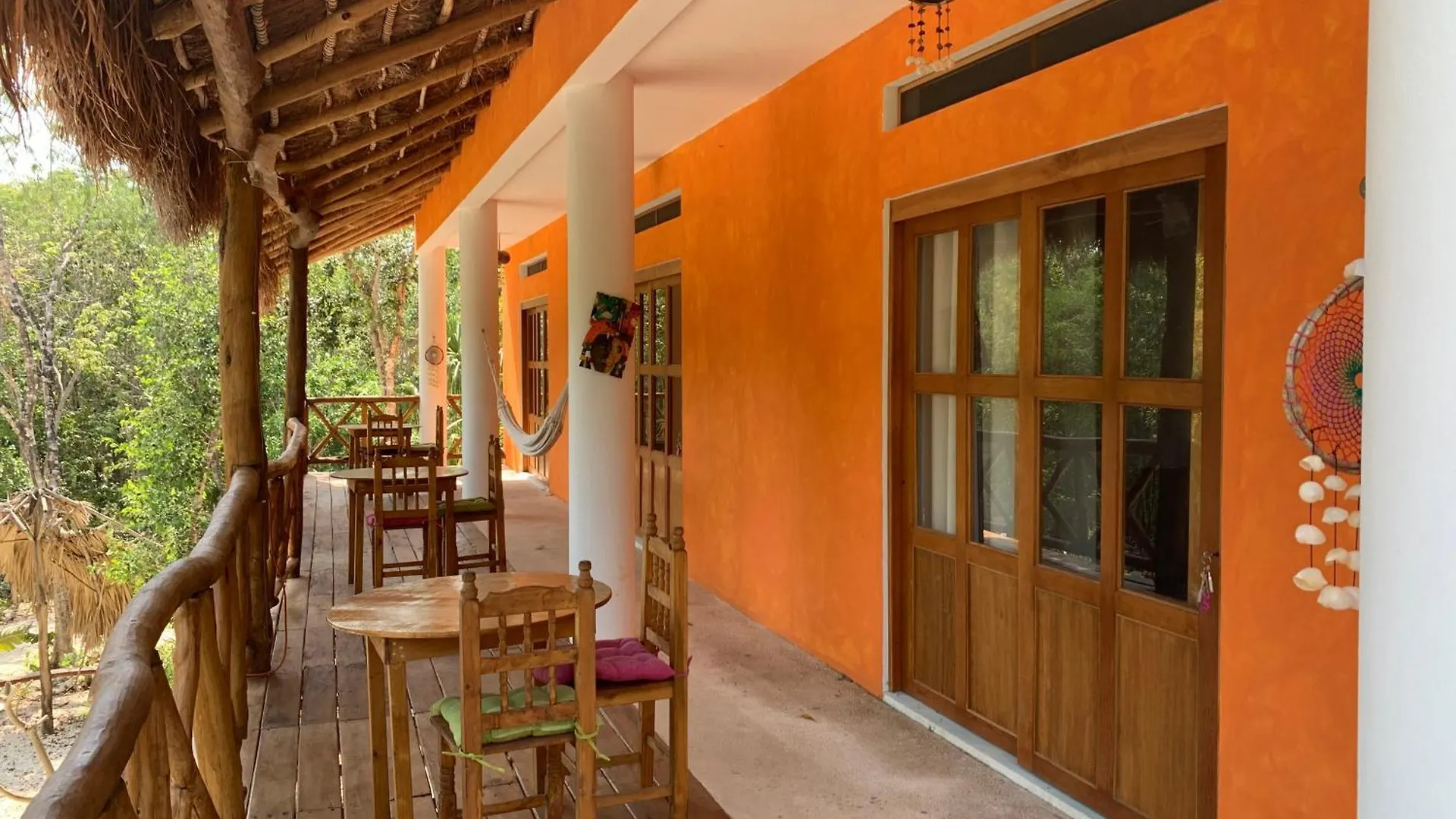 プレヤデルカーメンThe Jungle House, Sacbeアパートメント メキシコ