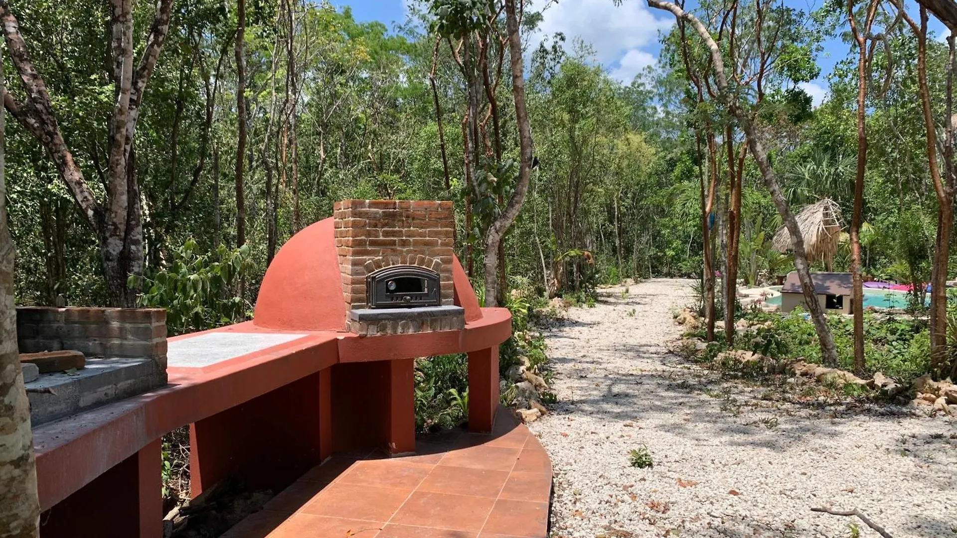 Homestay Peaceful Earth House, Sacbe Apartment Playa del Carmen Mexico