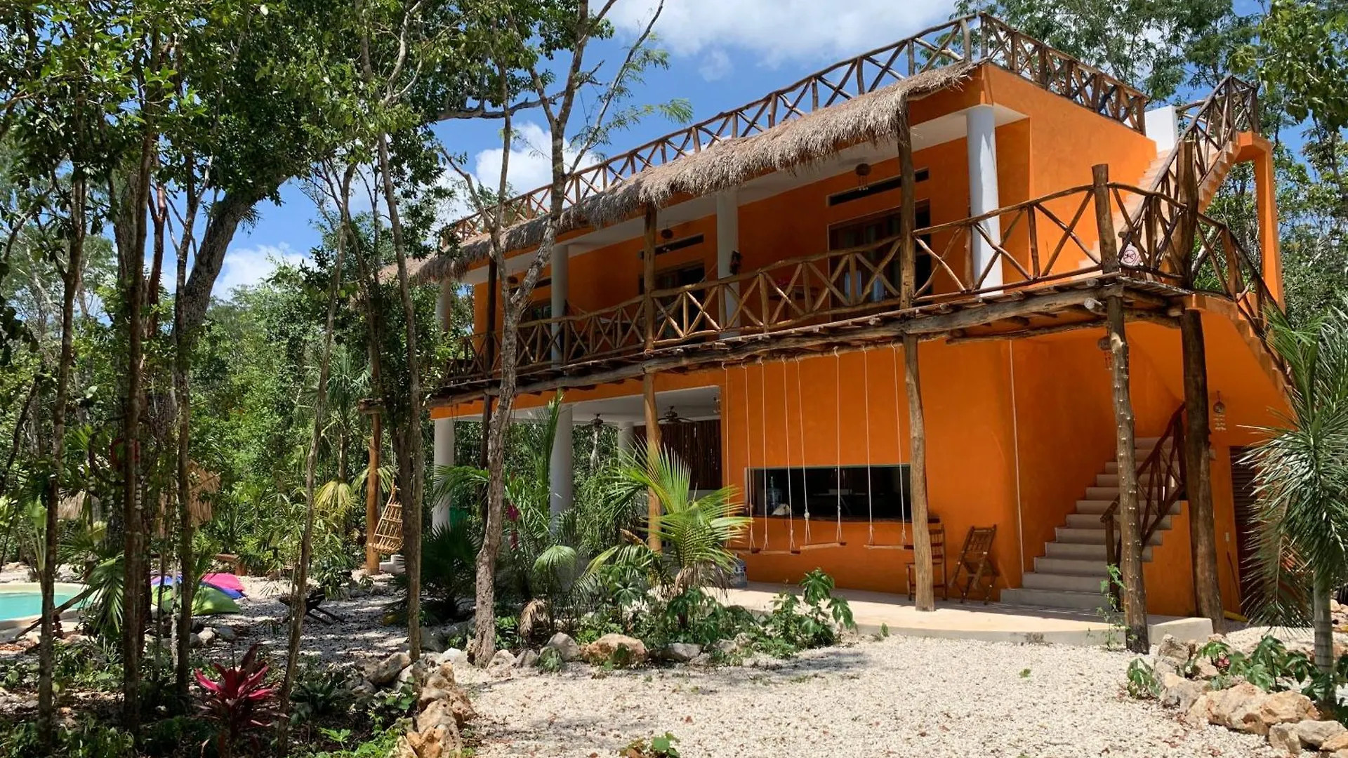 Homestay Peaceful Earth House, Sacbe Apartment Playa del Carmen